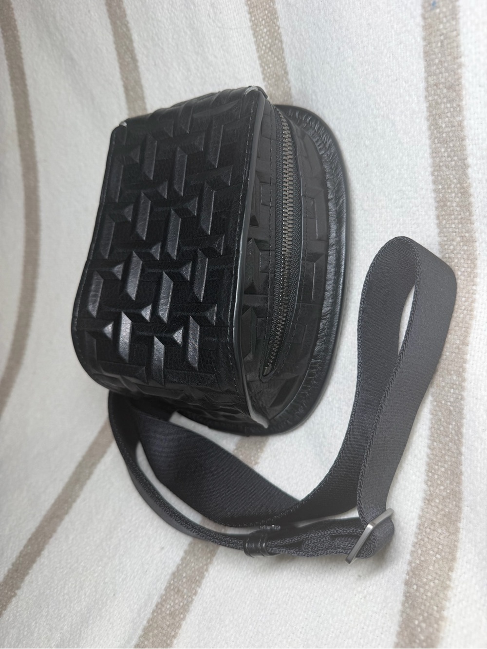 Tsuchiya Kaban Legacy Logo Mini Crossbody - Picture 6 of 10